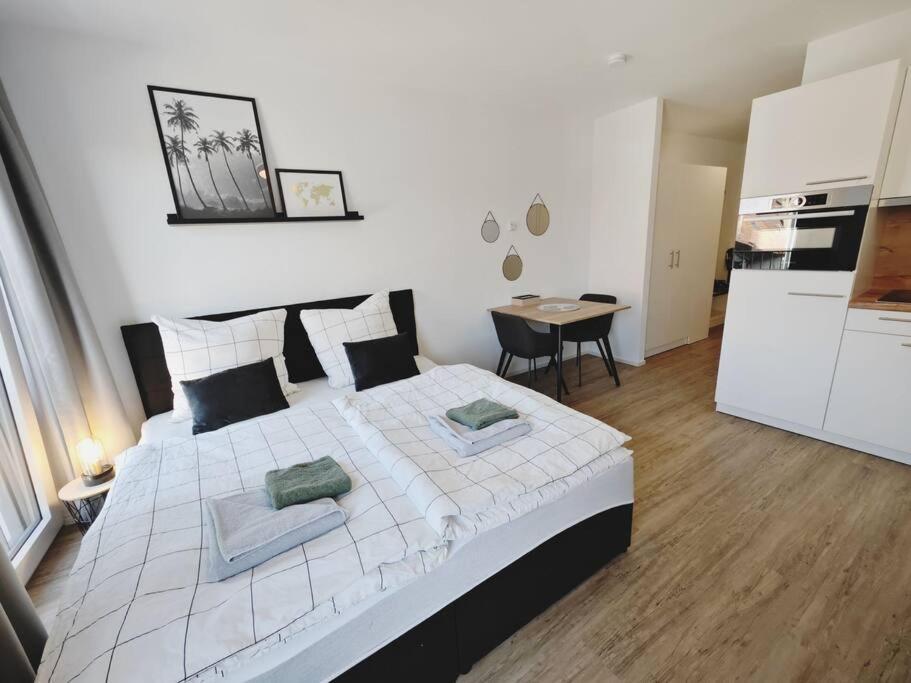 Apartment Ticasa Palms Zentral-outlet-smarttv-aufzug-stylisch-unique *