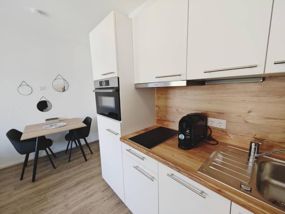 Apartment Ticasa Palms Zentral-outlet-smarttv-aufzug-stylisch-unique